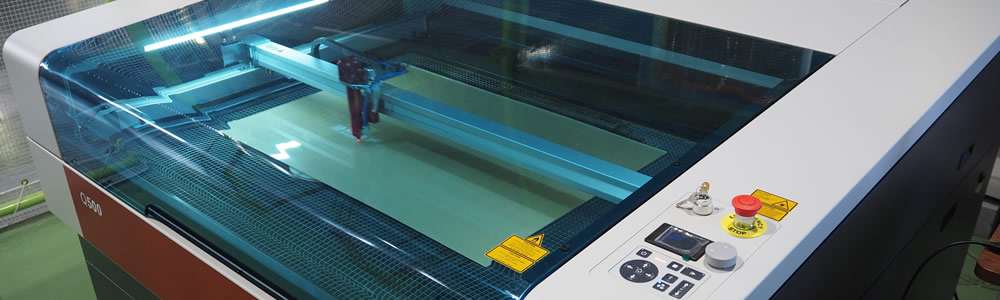 アクリルパーテーション加工